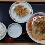 餃子の王将 - 担々麺セット