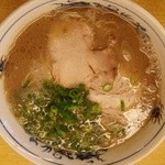 西谷家 - ラーメン白(あっさり)￥５００