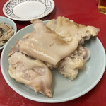 豚足のかどや - 豚足　700円