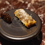 es - 熊本あか牛テール春巻きにチーズを