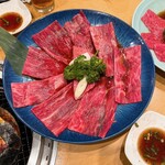 炭焼 金竜山 - 中カルビ