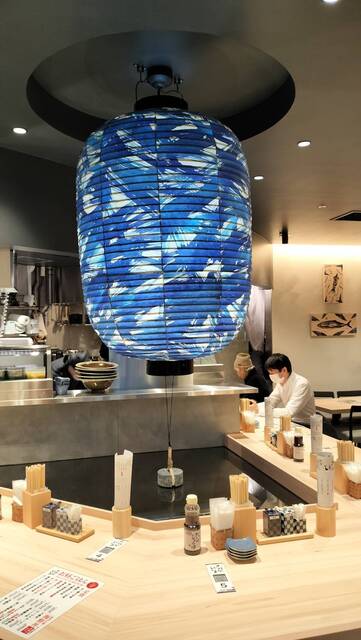 座席 : 本鮪と酒と肴 さかなびいき - 難波（南海）/居酒屋