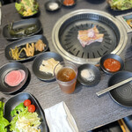 熟成肉専門店 ヨプの王豚塩焼 GEMS新橋店 - 