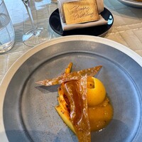 ベージュ アラン・デュカス 東京 - 