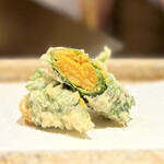 日本橋 蕎ノ字 - ☆うに大葉巻き（北海道）