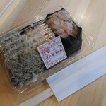 口喜 - 料理写真:買い求めた三種類のおにぎり