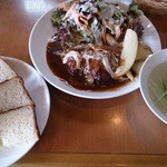 バイクス カフェ - 自家製 網脂包みハンバーグ・デミソース　1,500円