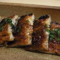 銀座 小十 - 琵琶湖産天然鰻の蒲焼き