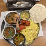 Atelier DELHI - デリー的南インド定食