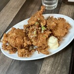 中華飯店 秀円 - 鶏唐揚げ(４個)