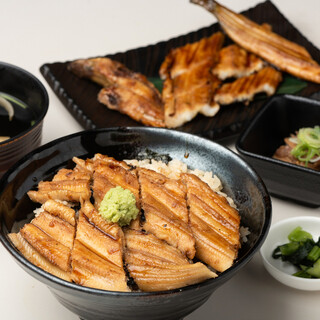 炭焼あなご やま義_1