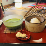 茶寮 風花 - ◆うさぎ饅頭と冷抹茶セット　