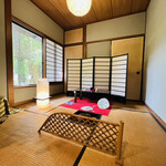 Saryou Kazahana - ◎店内の鎌倉情緒溢れる和室。