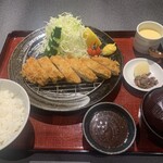Oshokujidokoro Shikisai - とんかつ定食