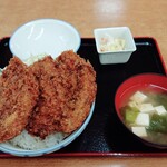 たか幸食堂 - ヒレカツソースカツ丼 (820円・税込)