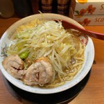 豚山 - ラーメン+野菜+ニンニク