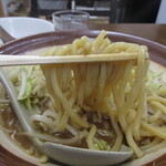 ラーメン東横 - 新潟産コシヒカリの米粉とタピオカ粉入りの自家製太麺