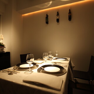 《全室完全個室》落ち着いた優雅な空間で、素敵な夜を…