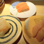 南房総 やまと寿司 - 白つぶ貝　サーモン　びんとろ