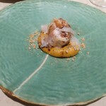 ペペロッソ - 葉っぱに見立てたお皿にカエルちゃん