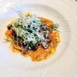La Brianza - 和牛ボロネーゼピエモンテ州のタヤリン卵黄仕立ての自家製麺。ビーフもいただきたいなと話していたのをご配慮下さったのかもしれずお気持ちも嬉しくいつもにさらに増して美味しく感じられました