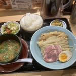 海鮮食堂 うを亀 - 本日のつけ麺ランチ