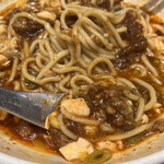 蝋燭屋 - 焼きチーズ麻婆麺 倍辛 1400円
      痺れ激増し100円