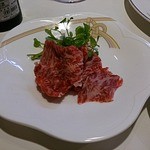 尾乃道 - 牛肉のたたき