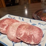 焼肉三億園 - 