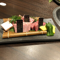 近江牛専門店 万葉 まえだ亭 - 