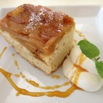 ウリウリカフェ - キャラメルりんご（デザートセット、＋250円）