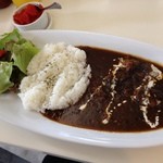 ウリウリカフェ - 石垣牛のスジ肉カレー（1000円）