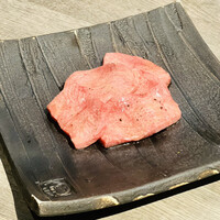 焼肉とみ 横浜関内店 - 大富豪タン