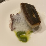 Lovey -french cuisine- - 魚料理。スプーマがこれまたオイシイ。