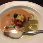 すぺいん亭 - ガスパチョ　冷スープに葡萄が入ってる！