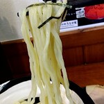 俺の中華たなか家 - 麺リフト⤴️そのまま食べると「小麦」の旨さを感じる麺です(^o^)v