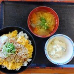 ときわ食堂 - かつ丼＆ポテサラ＆豚汁