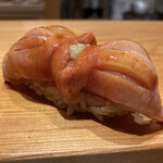 高柿の鮨 - 赤貝