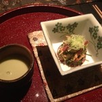 龍吟 - 季節野菜の松の実和え　と、枝豆のすり流し