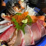 うおたけ鮮魚店やけんど 海鮮どんや - 