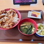 すき家 - 2023年７月　カルビ丼大盛おしんこセット（830円）