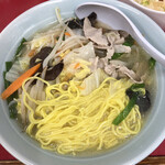 Sankouen - 黄色い細麺、硬め