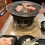 Shichirin Yakiniku Anan - 豚と牛カルビ定食