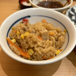 Atsugiri Tonkatsu Yoshihei - 夏野菜と自家製チャーシューの炊き込みご飯