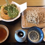 蕎麦処 うさぎ庵 - 料理写真:天もりそば¥1250+大盛¥300