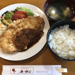 オータニレストラン - チキンカツ定食950円