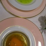 北島亭 - 冷製スープは二種類が
      