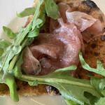 リストランテ プレーゴ - 生ハムとピザは合うよねー\(//∇//)\