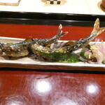 青蓮院門跡前 月おか - 焼物　琵琶湖の鮎