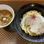 Tsukemen Emma - 赤つけ麺200g半辛850円